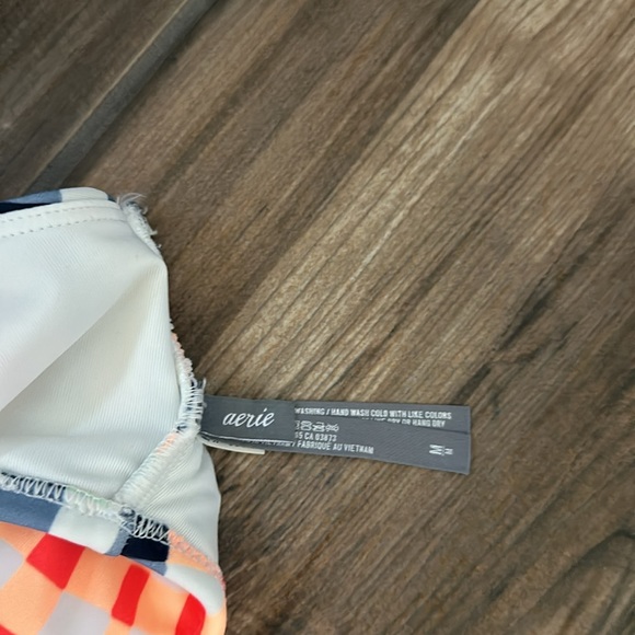 Aerie swim suit - Picture 3 of 3
